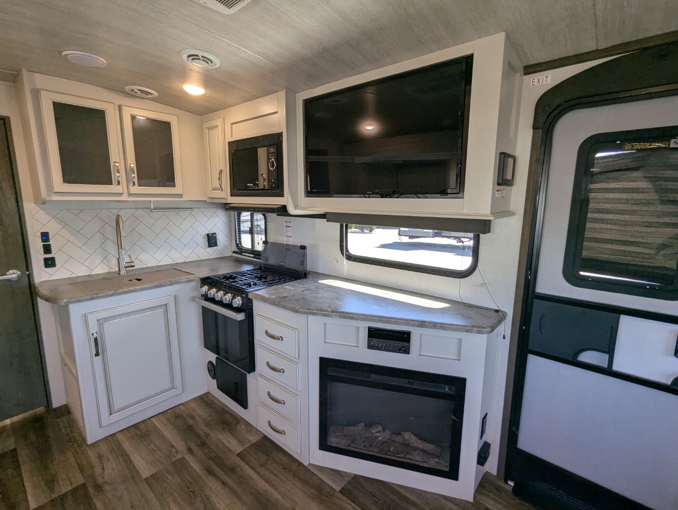 2021 Keystone Cougar Half-Ton West 25RDSWE - Image 21