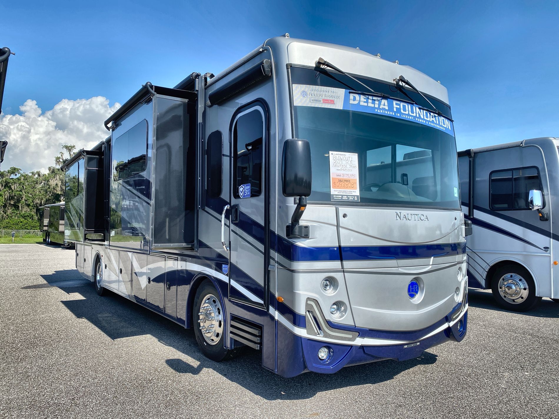 2023 Holiday Rambler Nautica
