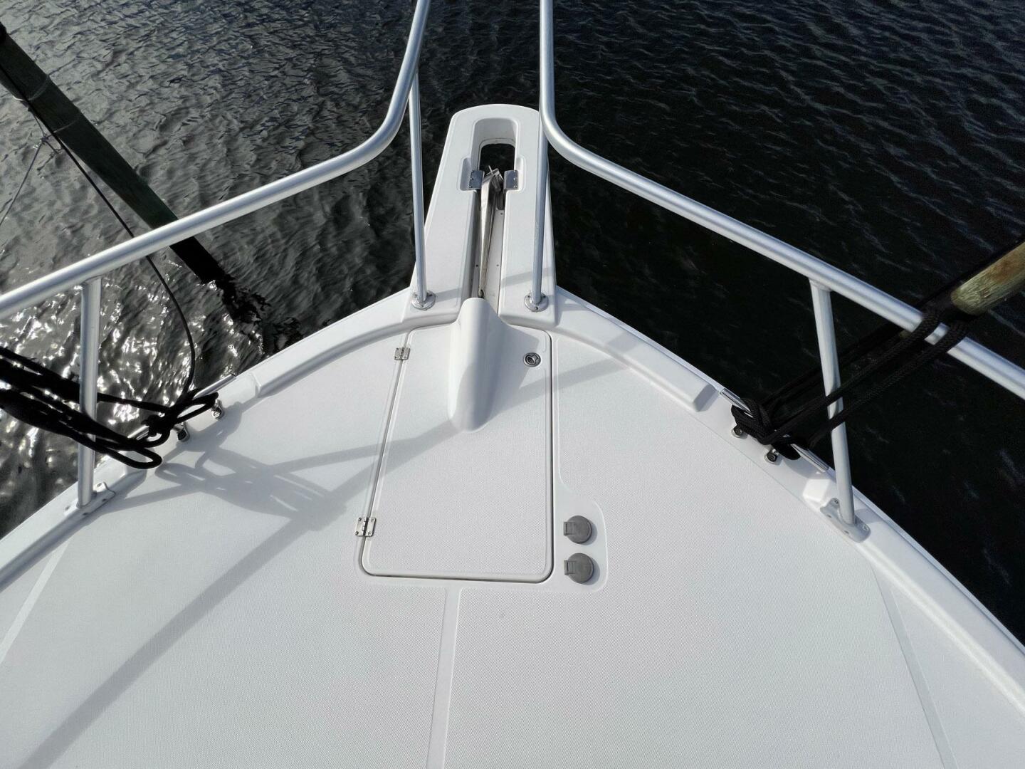 2007 Luhrs 41 Hardtop Express - Image 11