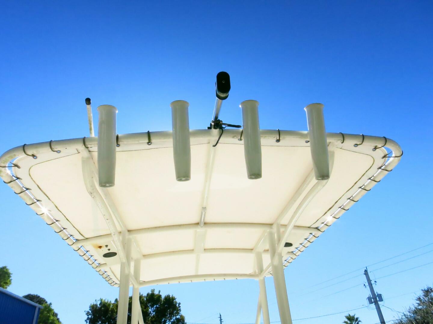 2020 COBIA 237 Center Console Base - Image 10
