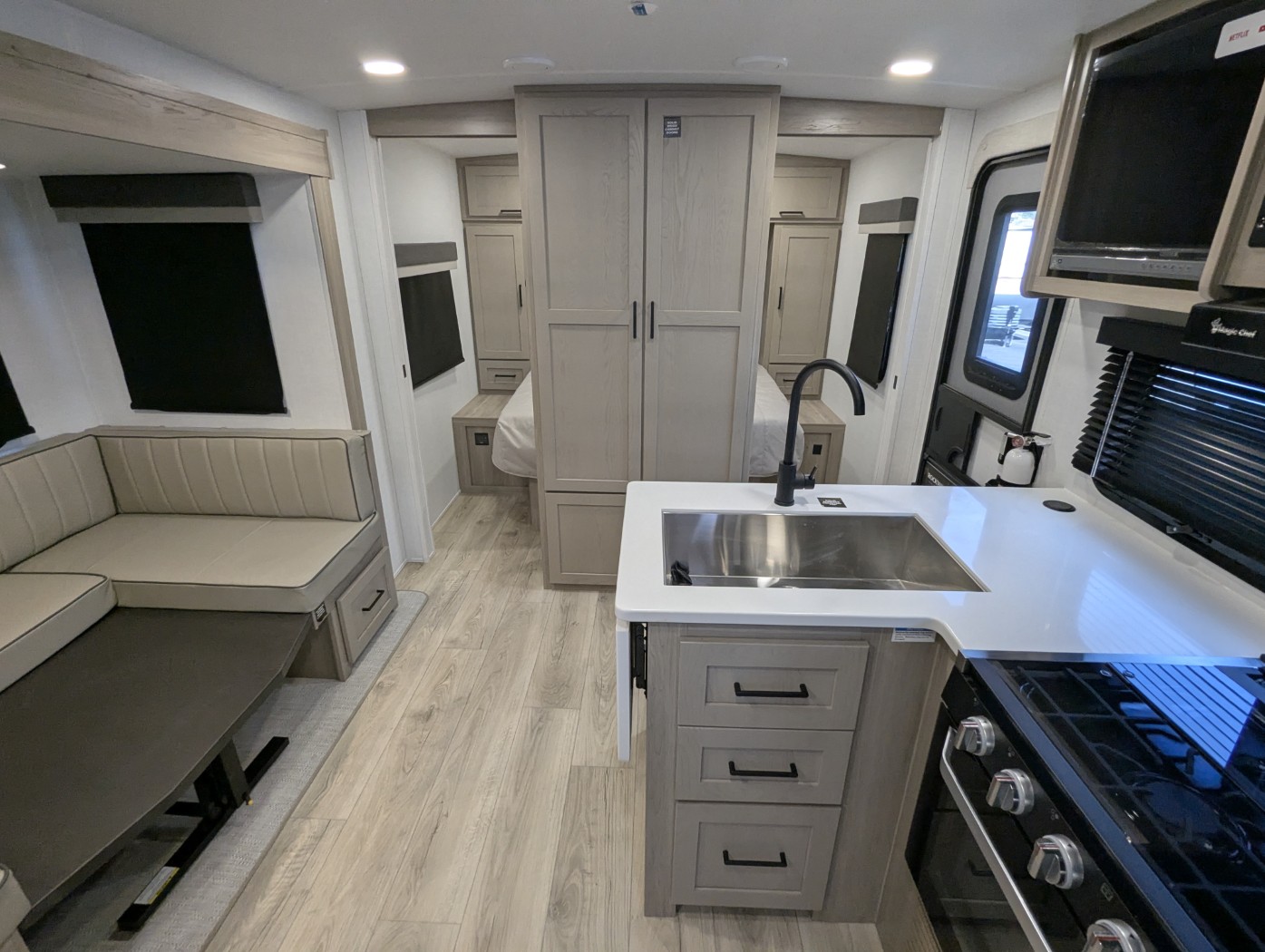 2026 Forest River Rockwood Mini Lite 2520BH - Image 21