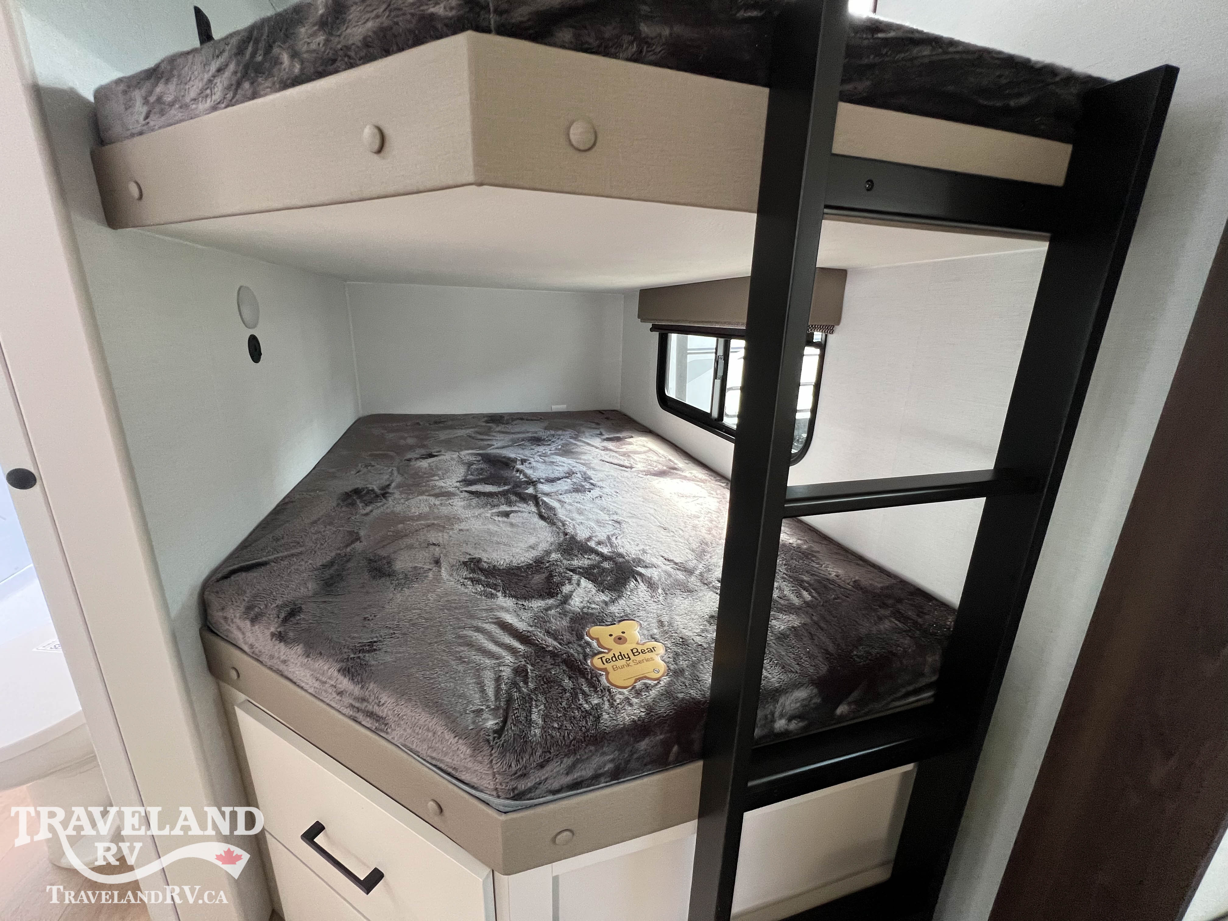 2027 Alliance RV DELTA ULTRA LITE BH255 - Image 17