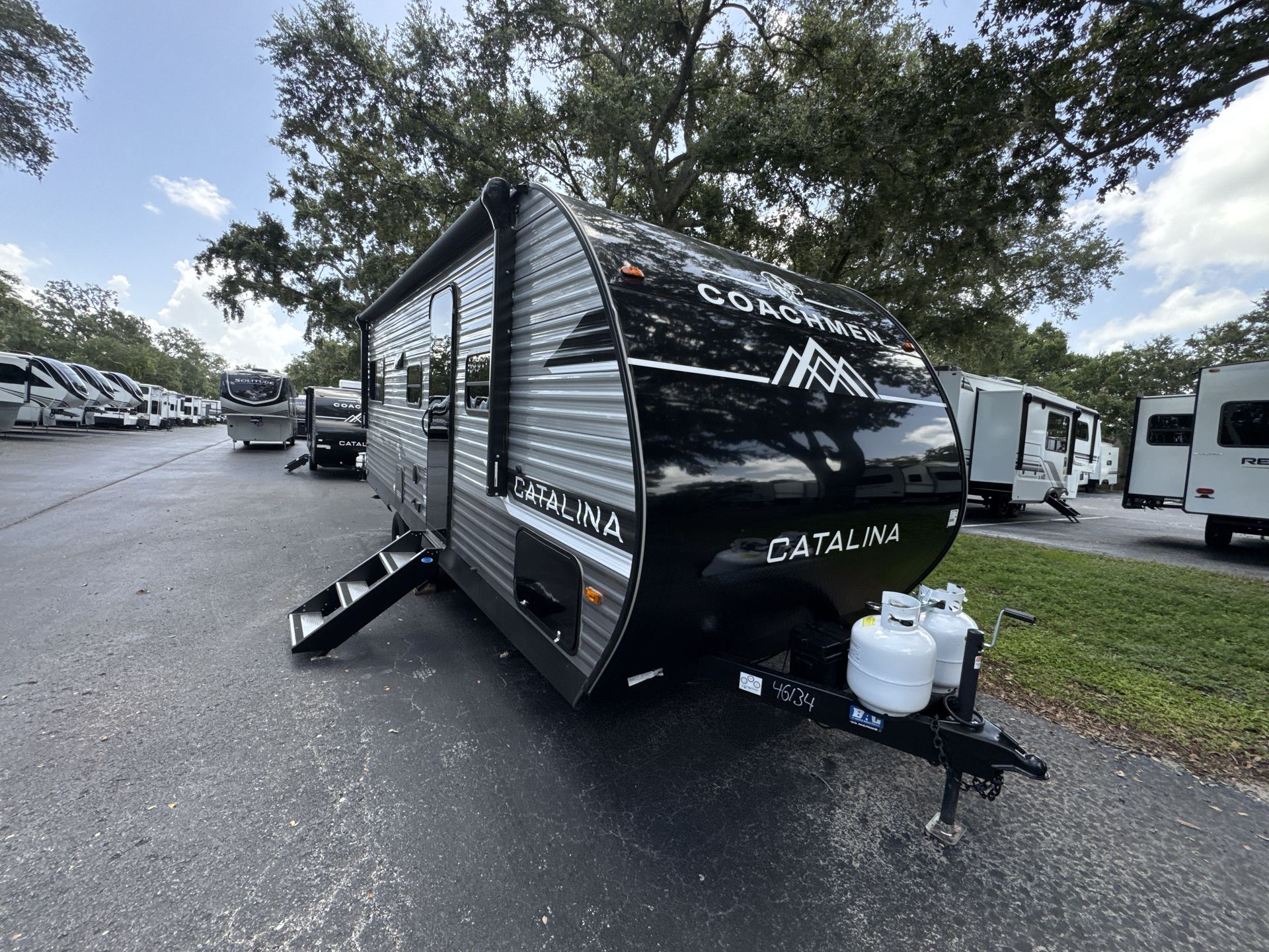 2025 Coachmen Catalina Summit Series 8