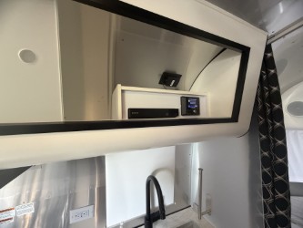 2022 AIRSTREAM CARAVEL 22FB - Image 15