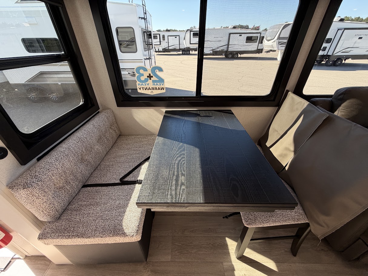 2027 JAYCO EAGLE 29RLC - Image 18