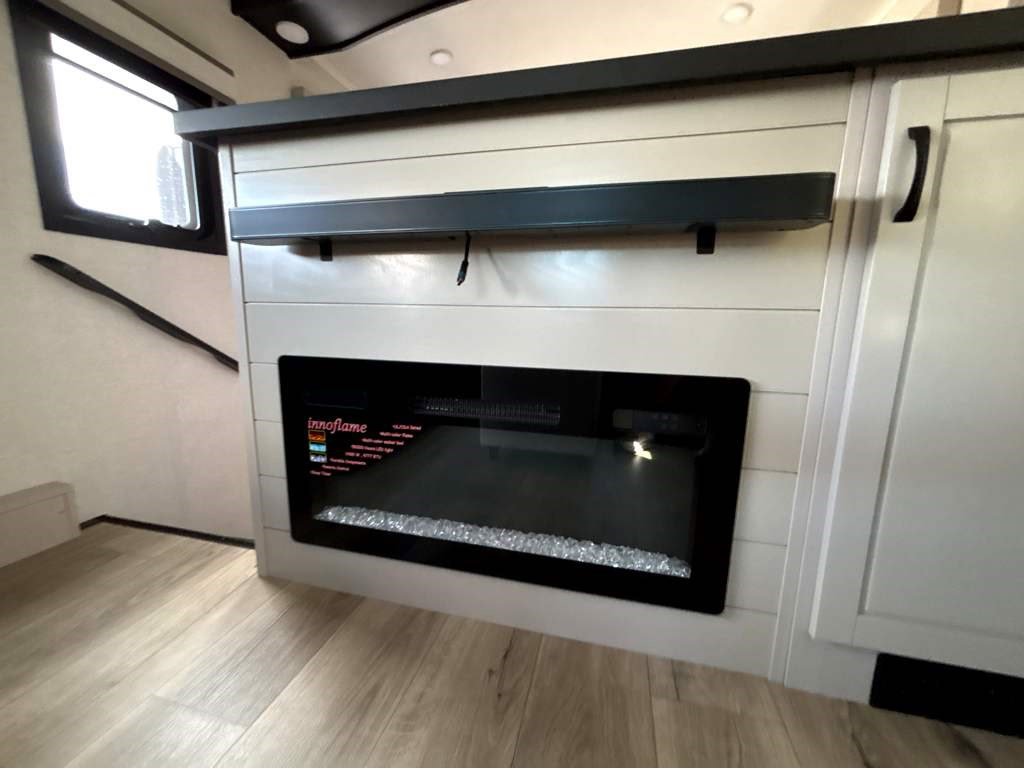 2026 JAYCO NORTH POINT 382FLRB - Image 36