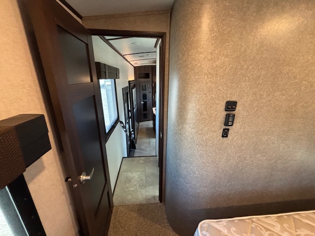 2018 Jayco North Point 379DBFS - Image 62