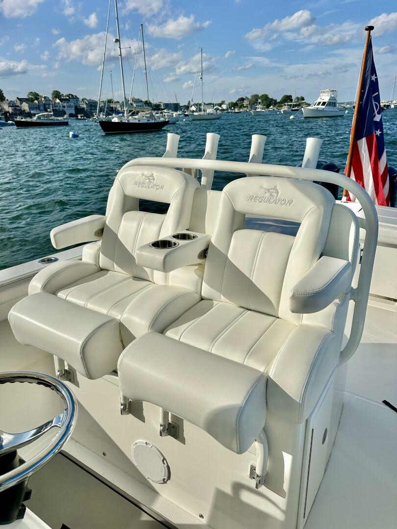 2021 Regulator 34SS - Image 8