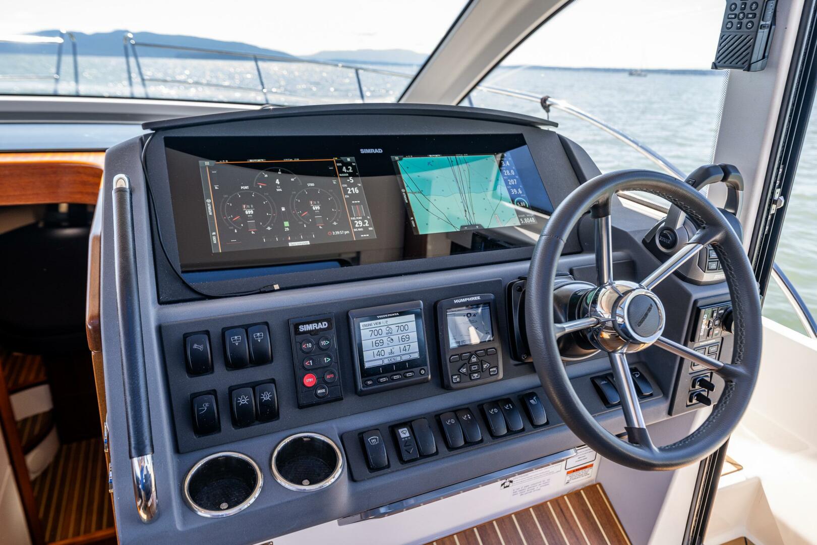 2021 Nimbus 405 Coupe - Image 22