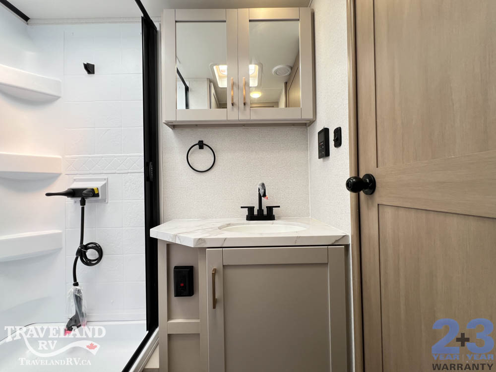 2027 Jayco Jay Feather 23RK - Image 27