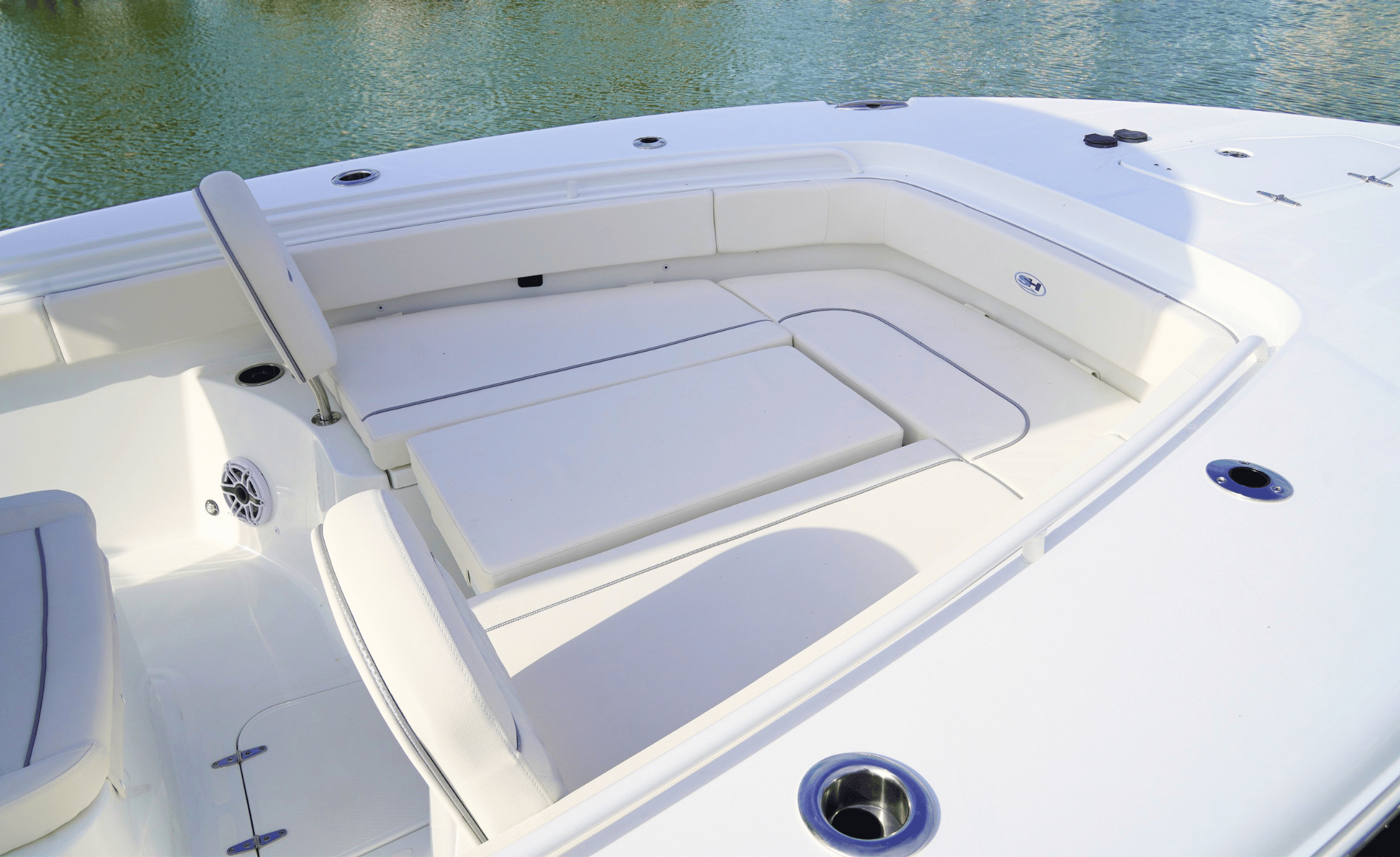 2027 SEA HUNT ULTRA 265SE - Image 28