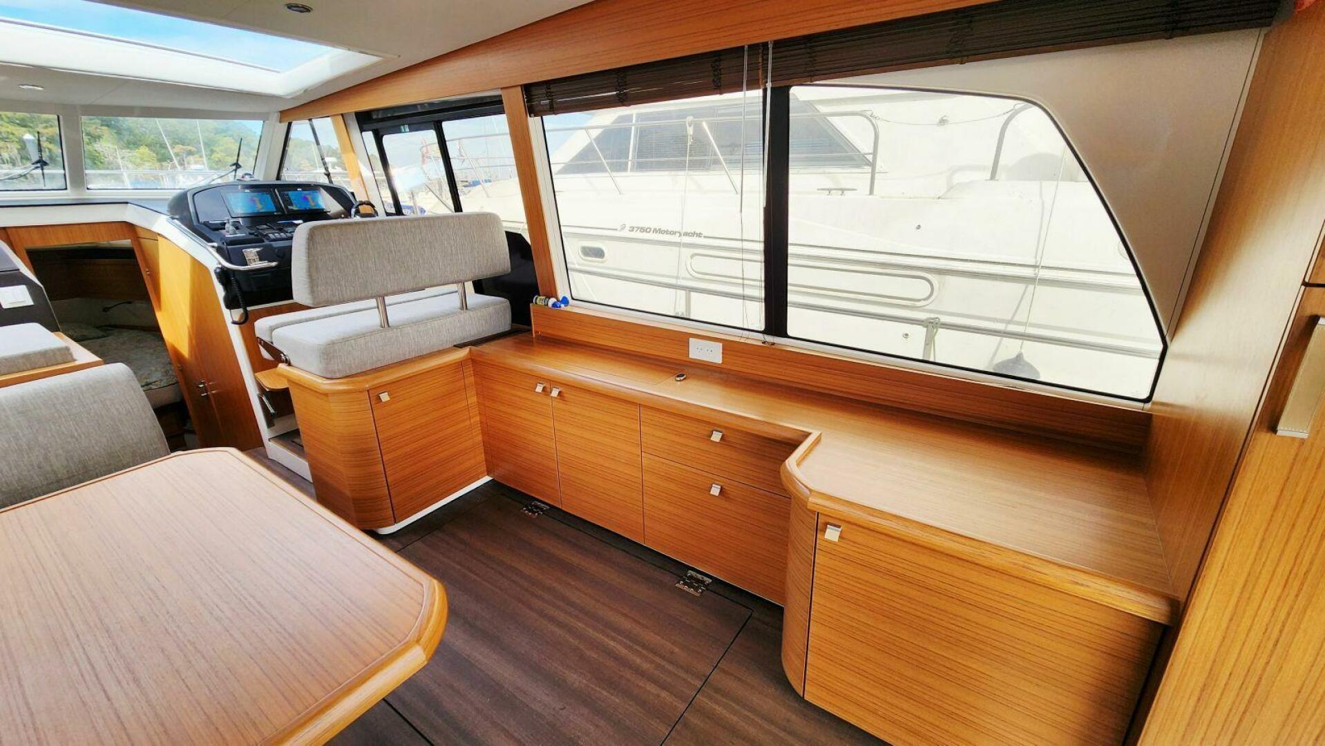 2022 Greenline 40 Hybrid - Image 25