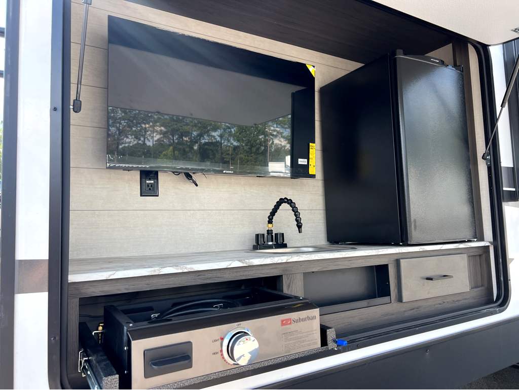2026 VENTURE RV SPORTTREK 271VRB - Image 5