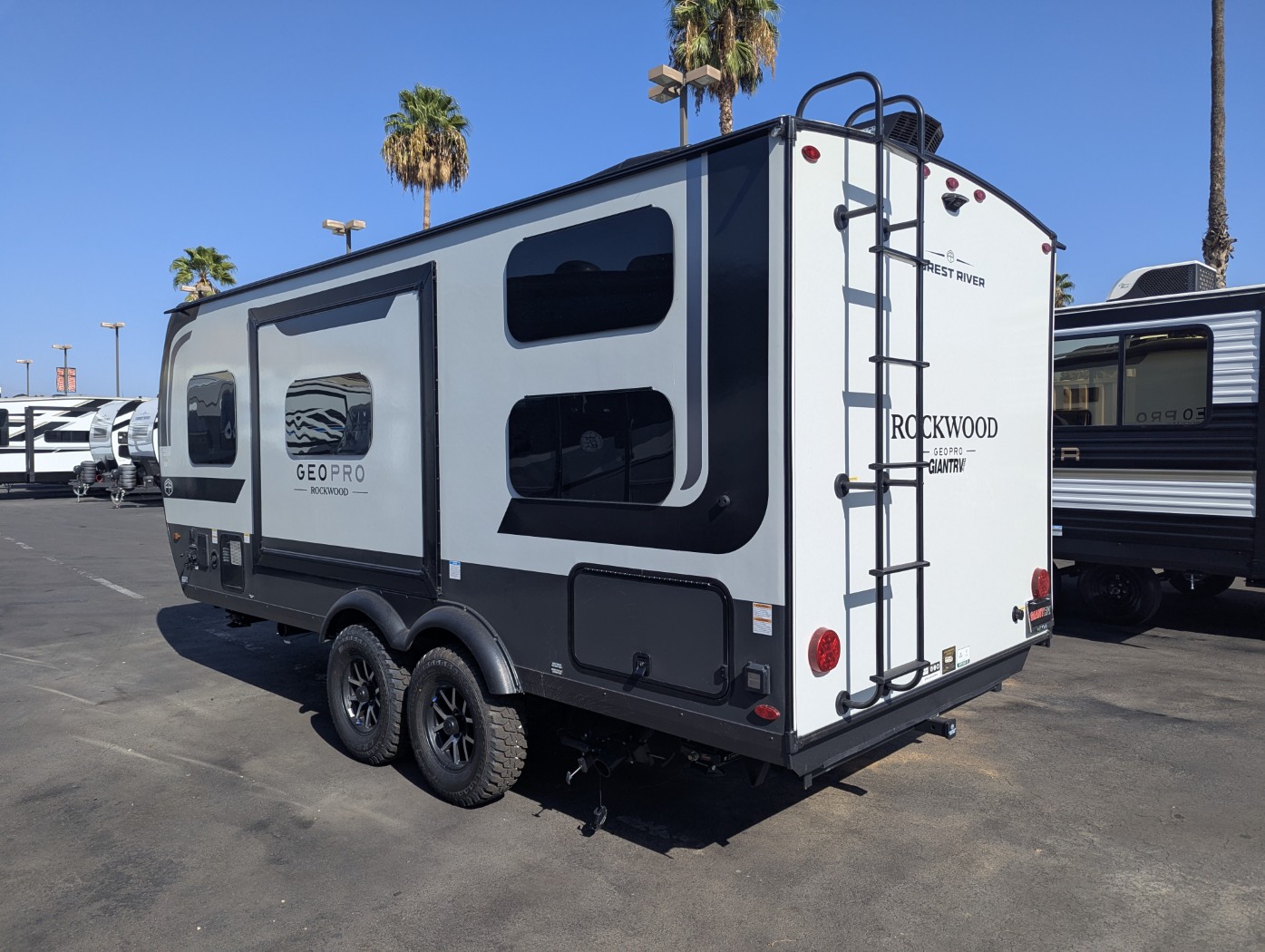 2027 Forest River Rockwood Geo Pro G20SBH - Image 6