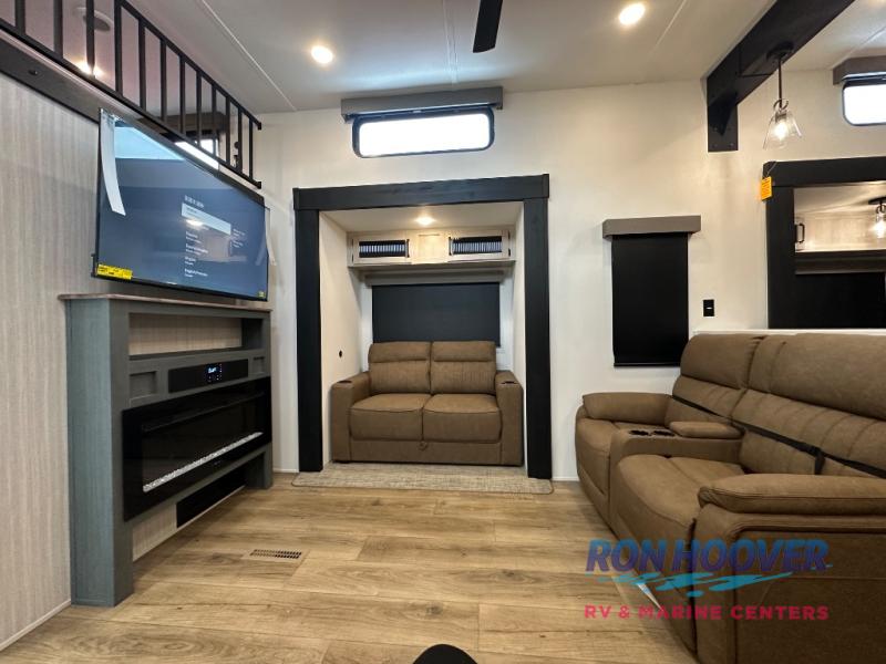 2026 PALOMINO 403LFT - Image 27