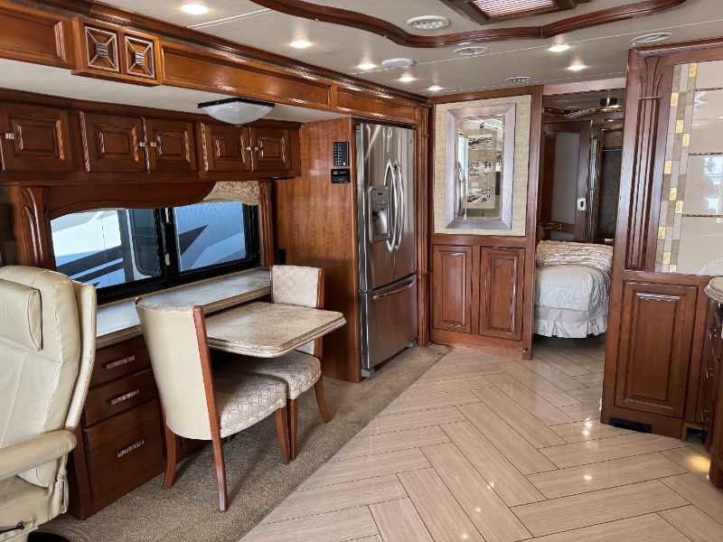 2014 Tiffin Allegro Bus 45 LP - Image 9