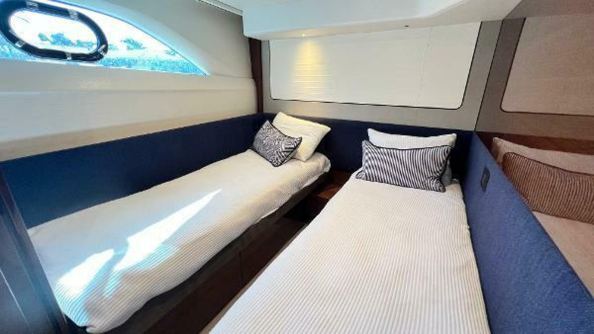 2019 Princess F62 - Image 62