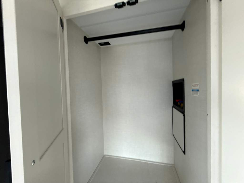2027 VENTURE RV SPORTTREK 333VFK - Image 21