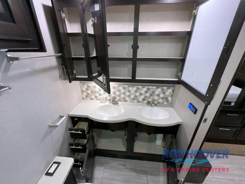 2026 PALOMINO 283BHCE - Image 209