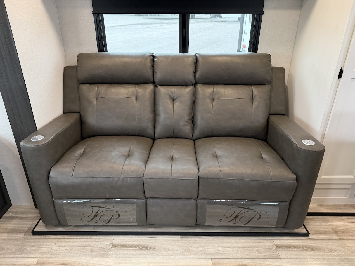 2026 VENTURE RV SPORTTREK 343VIK - Image 16