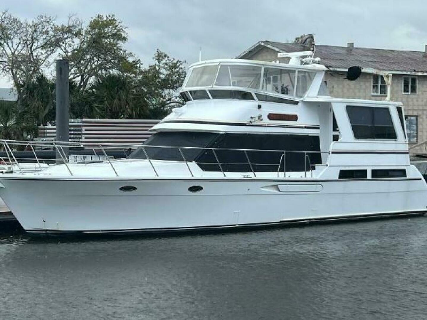 1998 Hyatt 51 Aft Cabin MY - Image 3