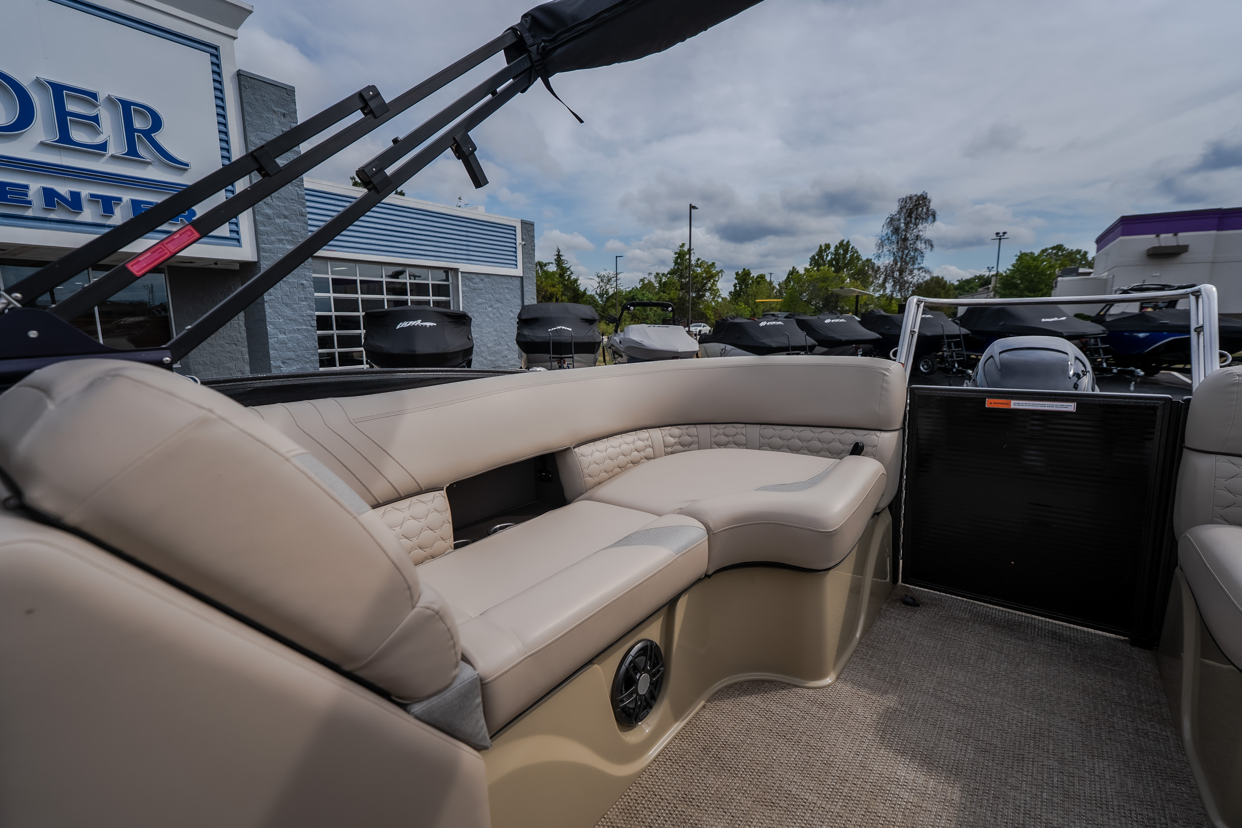 2023 Crest Caribbean LX 250 - Image 14