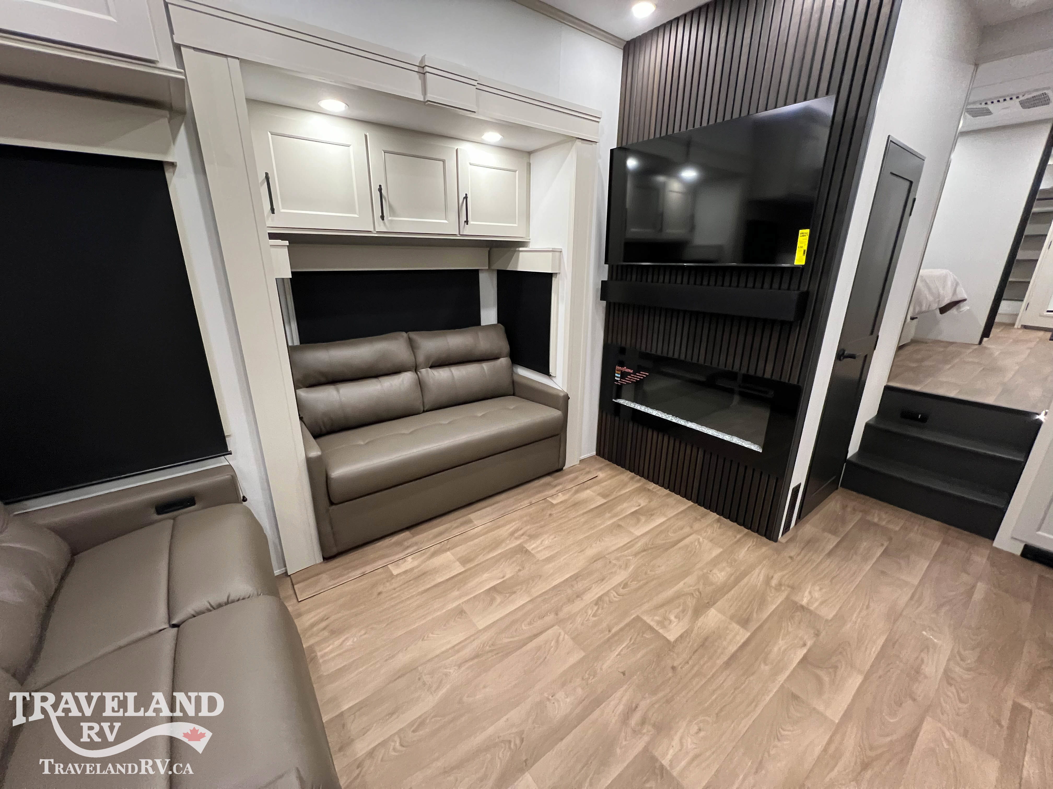 2026 Grand Design Solitude 417KB - Image 12