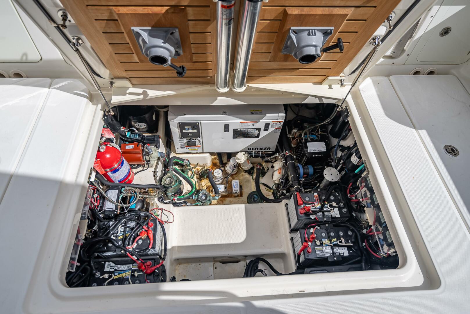 2016 Boston Whaler - Image 86