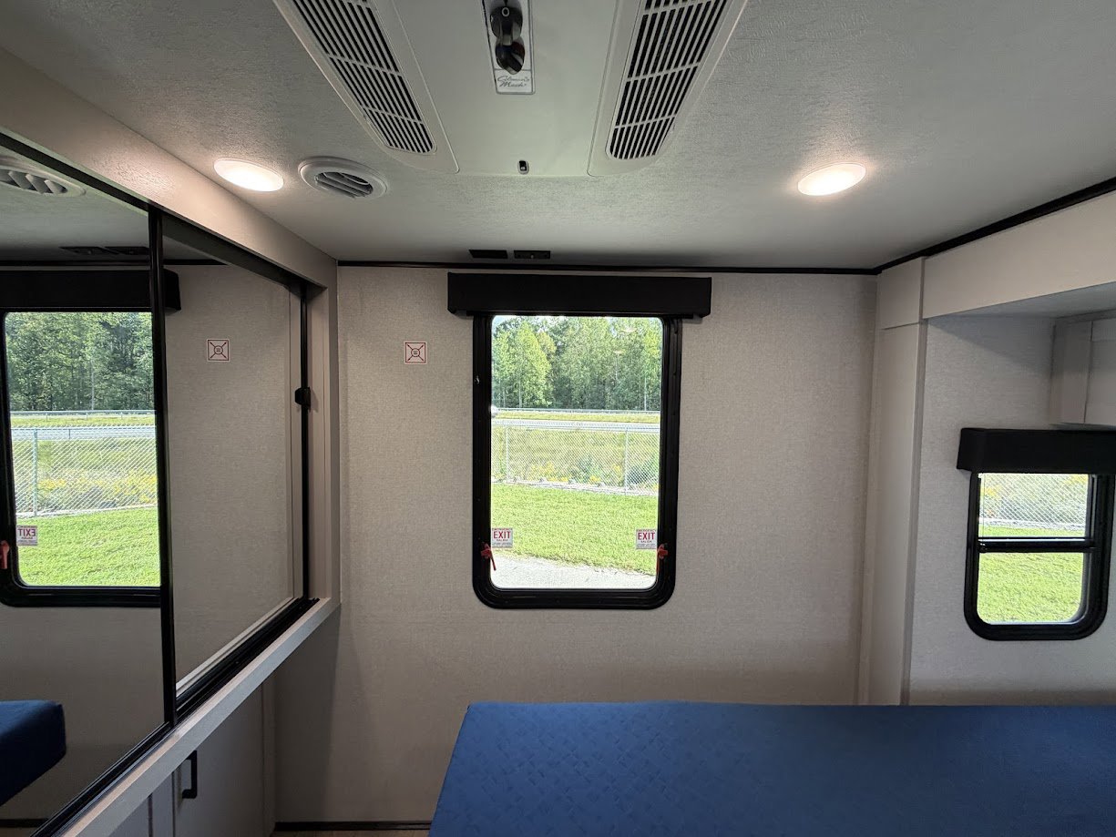 2026 JAYCO JAY FEATHER 24FK - Image 44