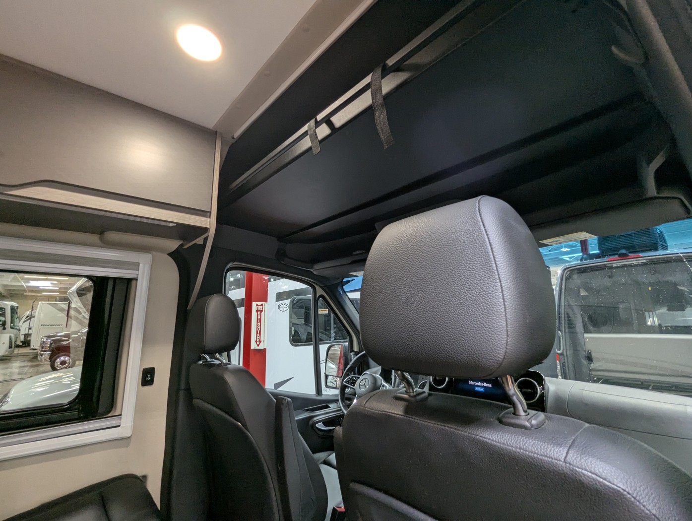 2025 Entegra Coach Launch 19Y - Image 18