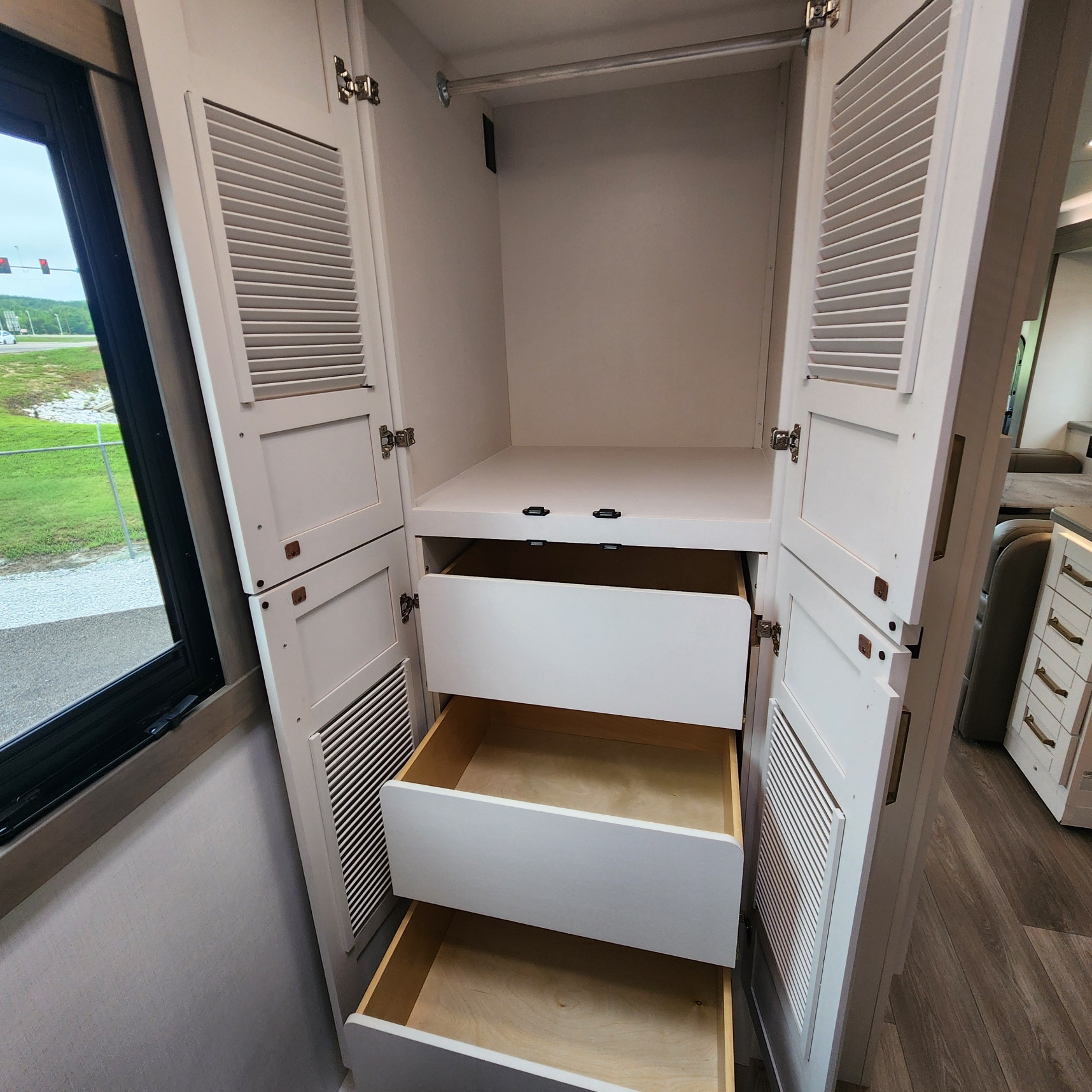 2027 JAYCO PRECEPT 36C - Image 29