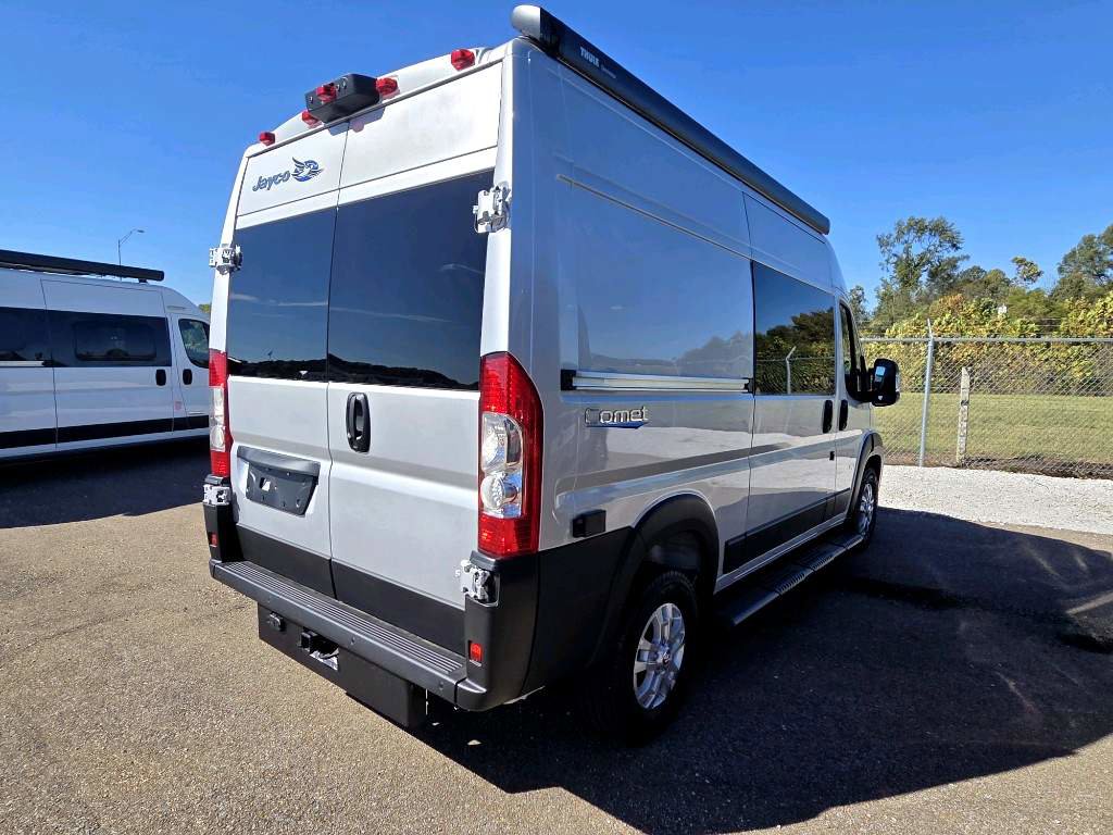 2026 JAYCO COMET 18C - Image 4