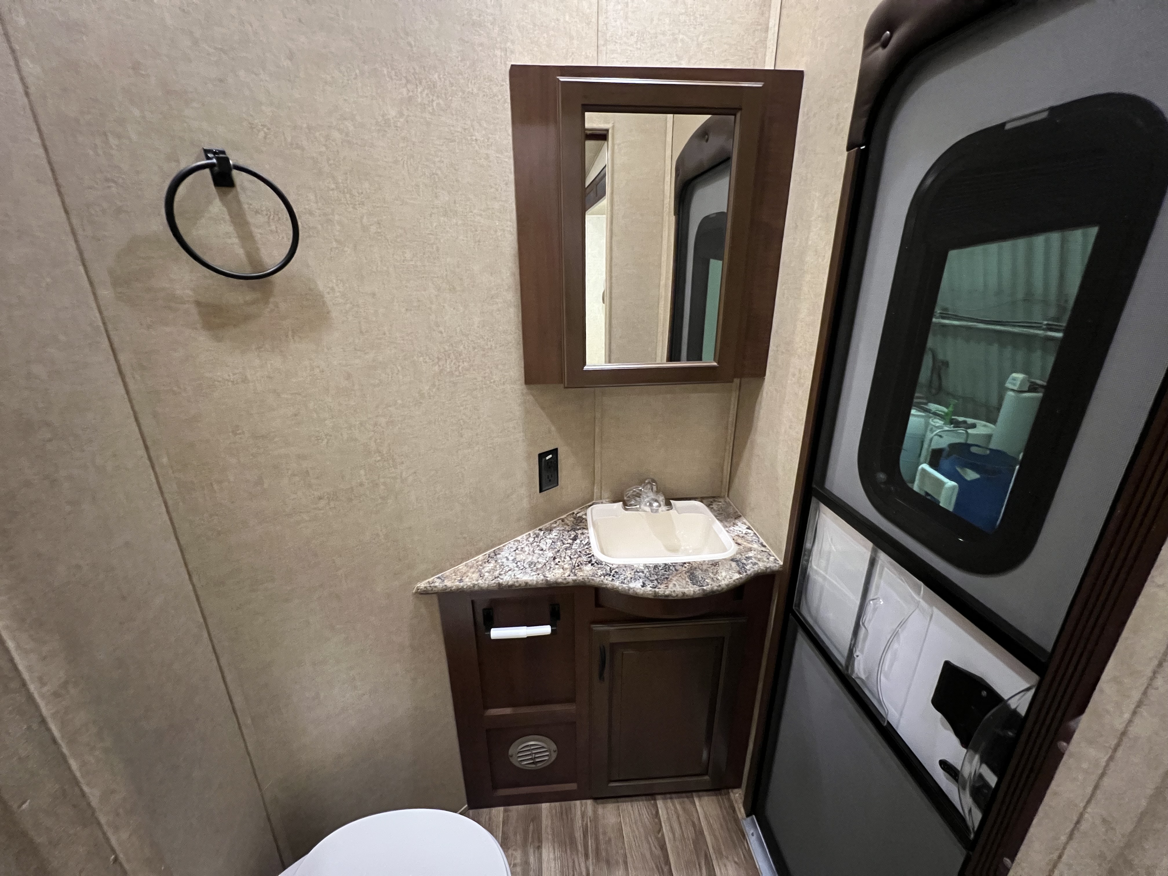 2015 Jayco Eagle Premier 375BHFS - Image 24