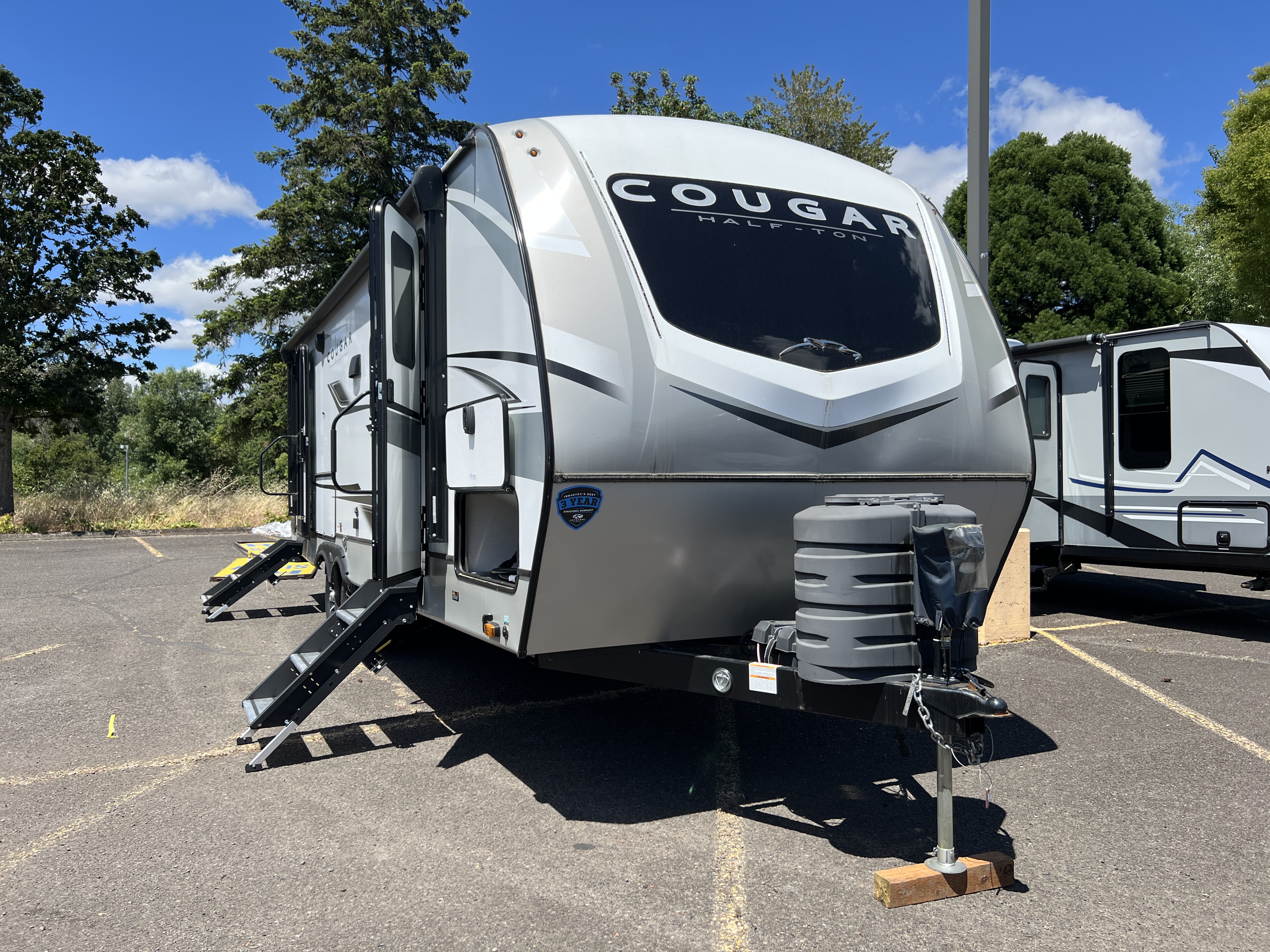 2024 Keystone Cougar Half-Ton 26RBSWE - Image 1