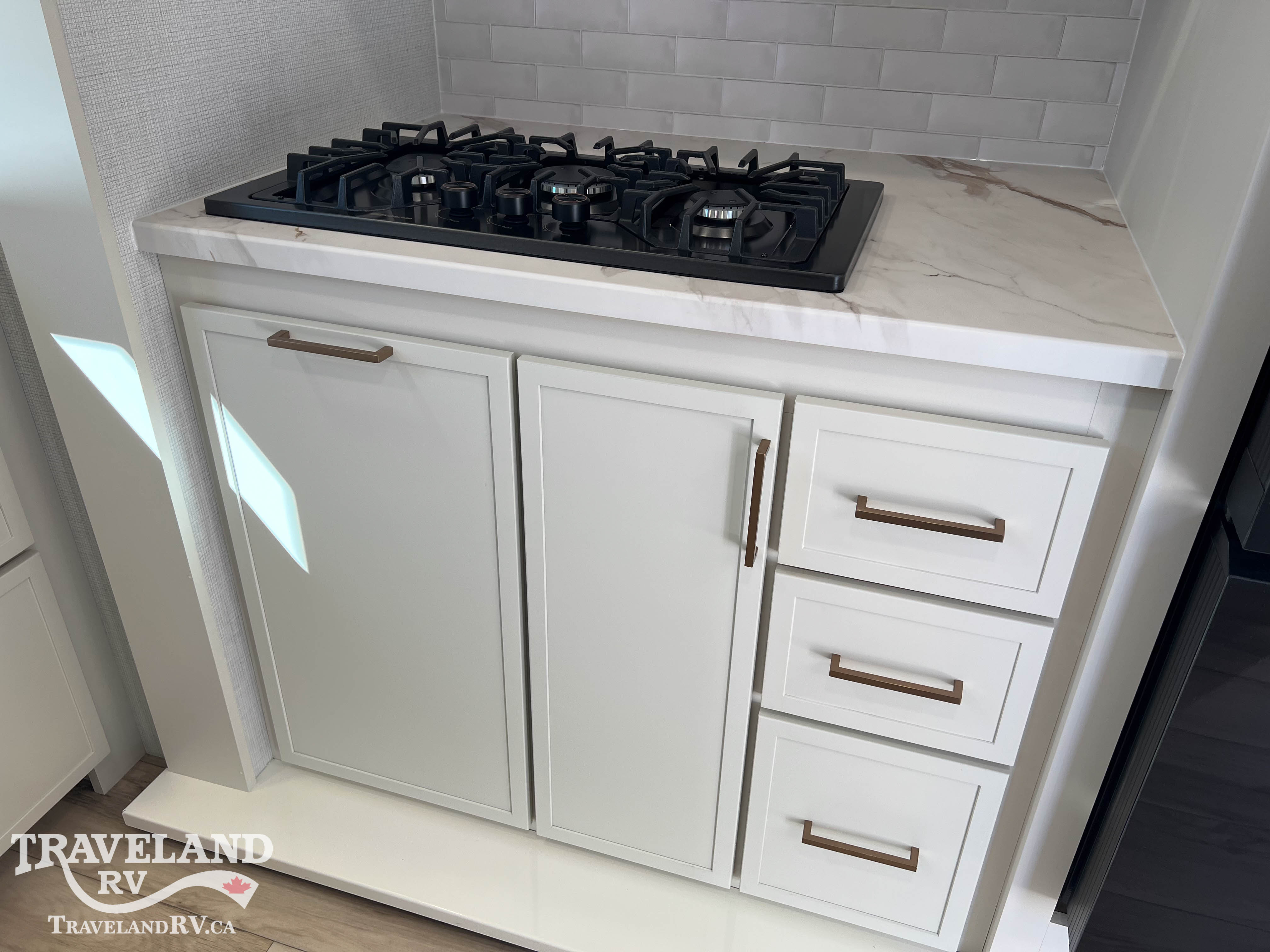 2026 Brinkley RV Model Ix 23x - Image 20