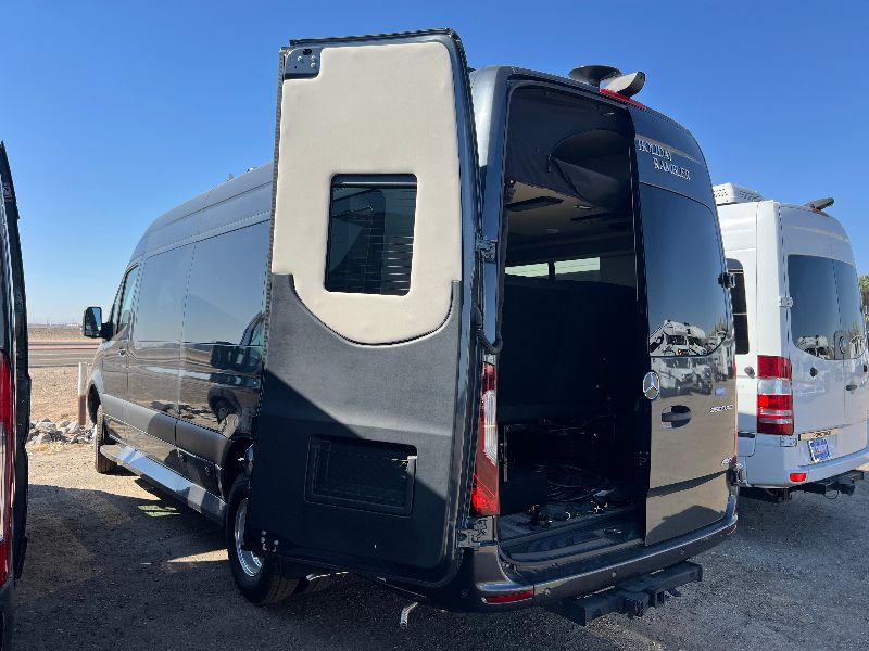 2024 Holiday Rambler Xpedition SL4E - Image 34