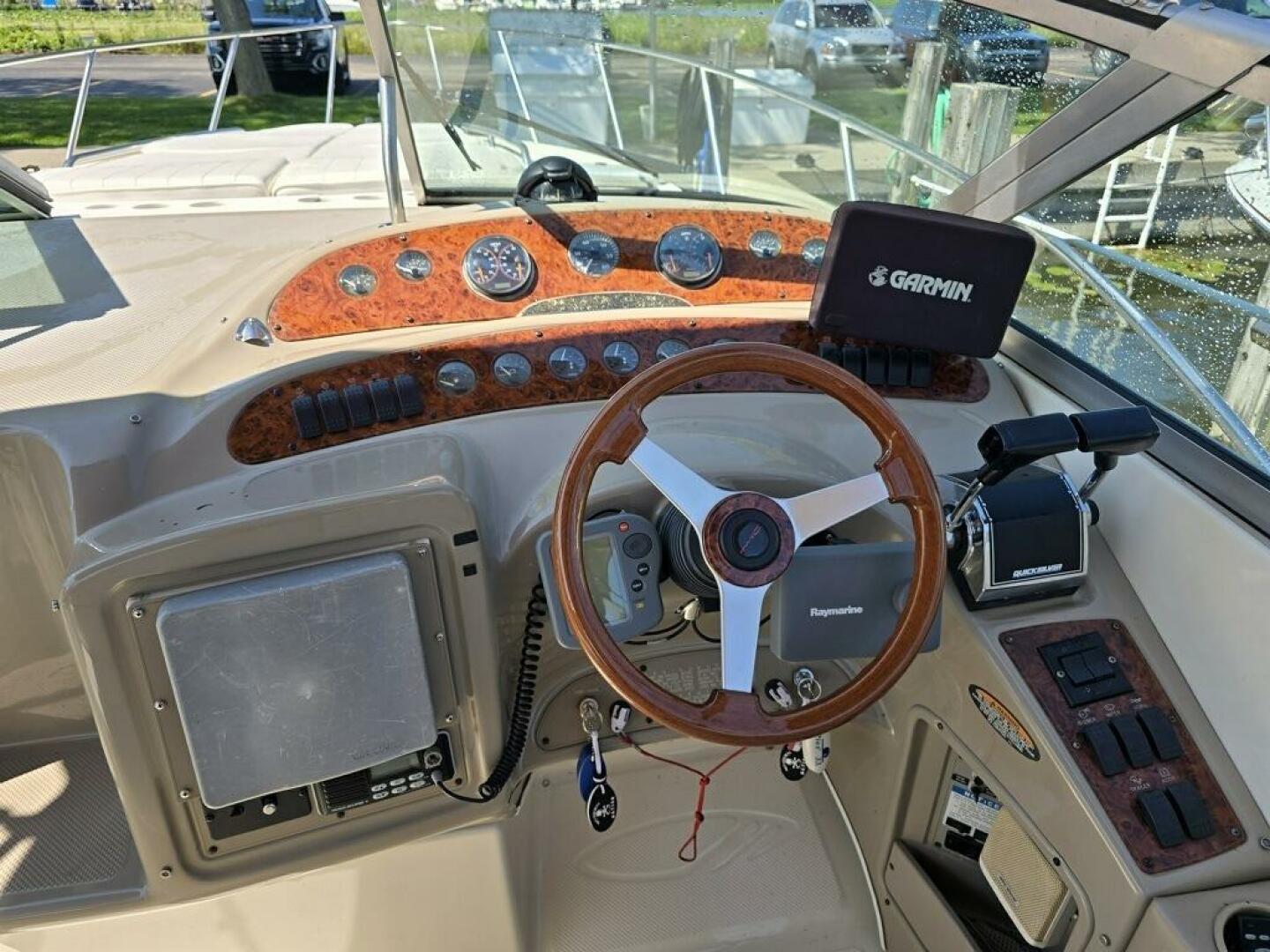 1999 Maxum 3000 SCR - Image 8