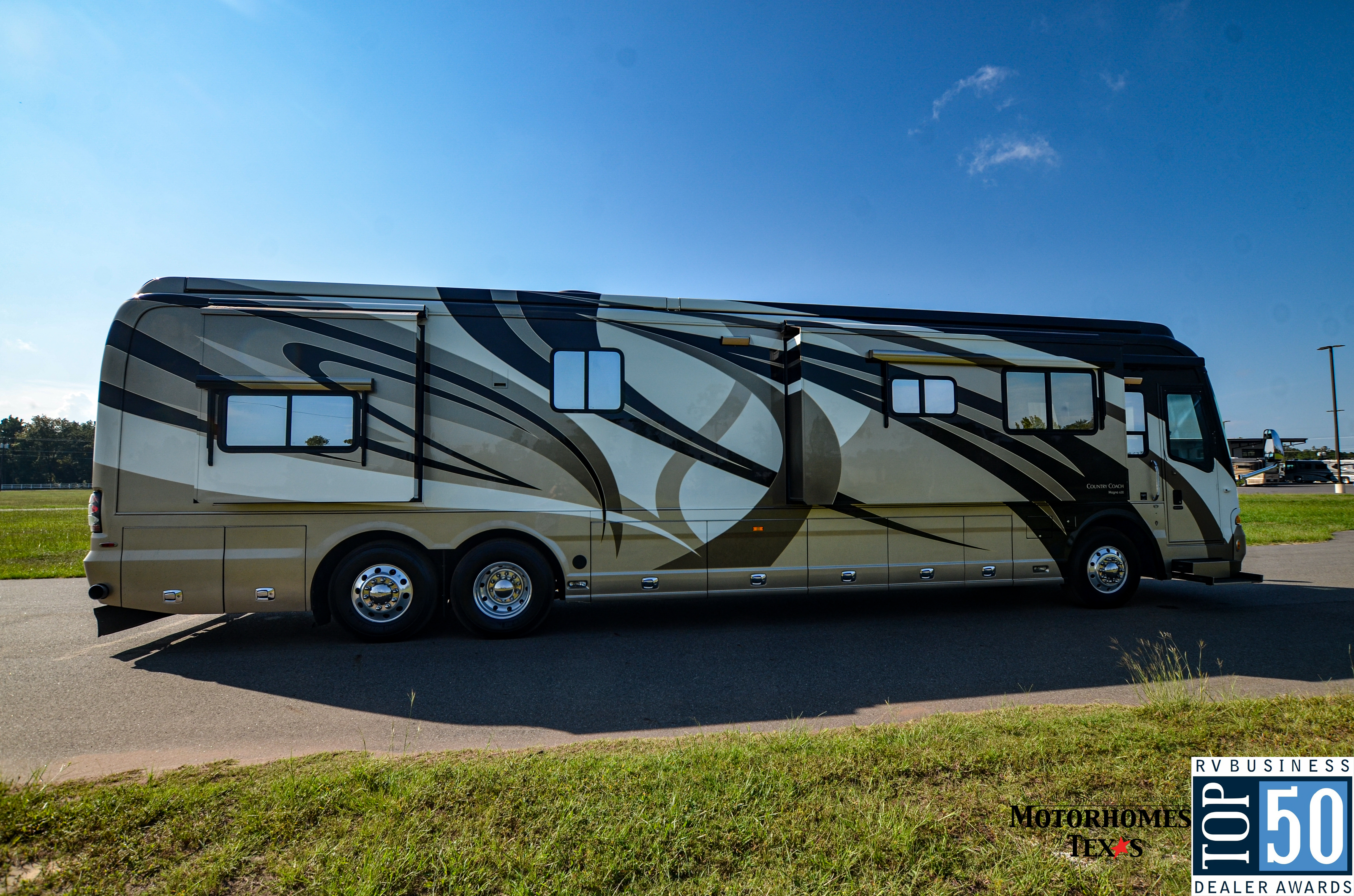 2007 Country Coach Magna  - exterior 33