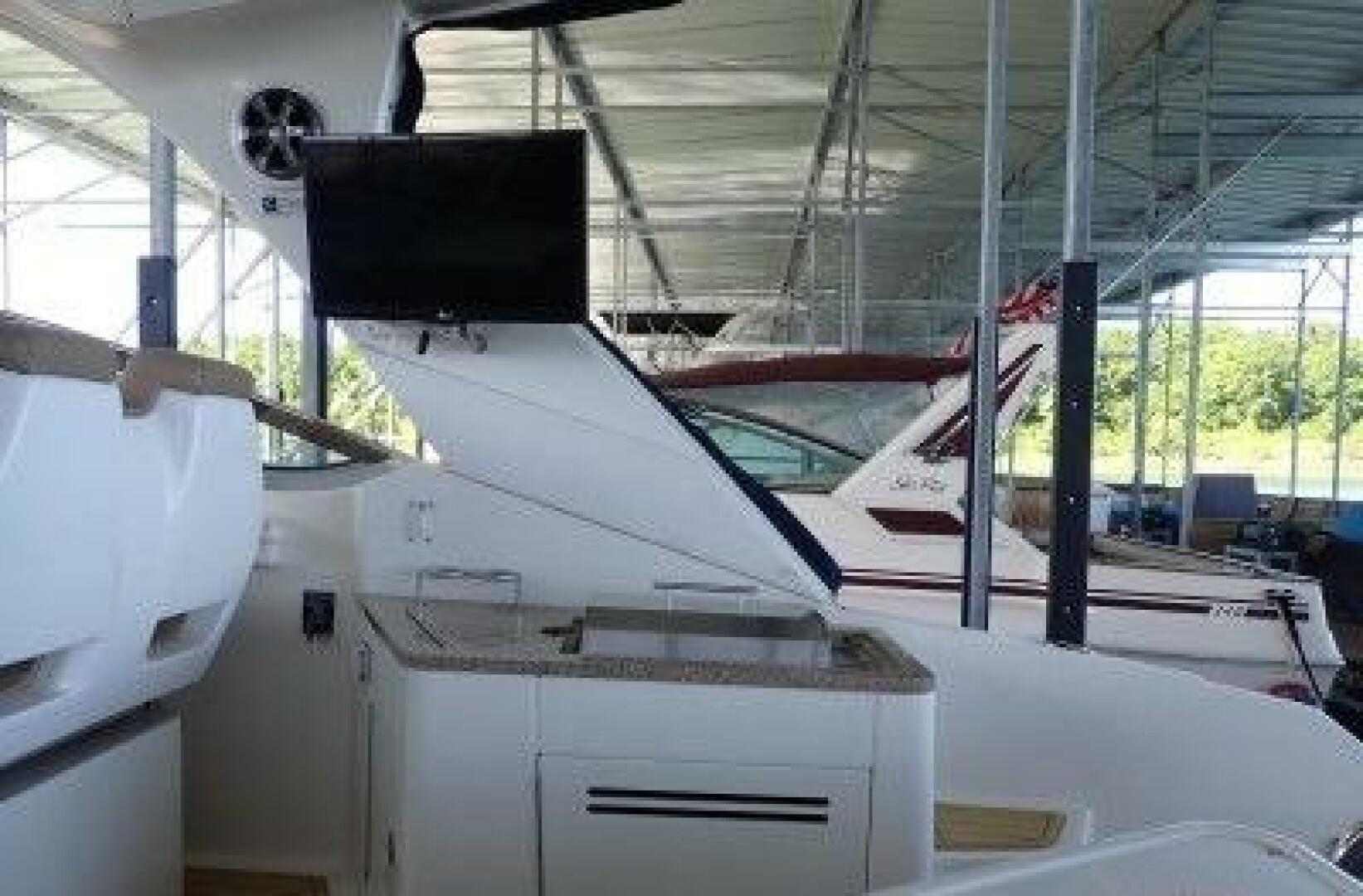 2016 Sea Ray Sundancer 350 - Image 67