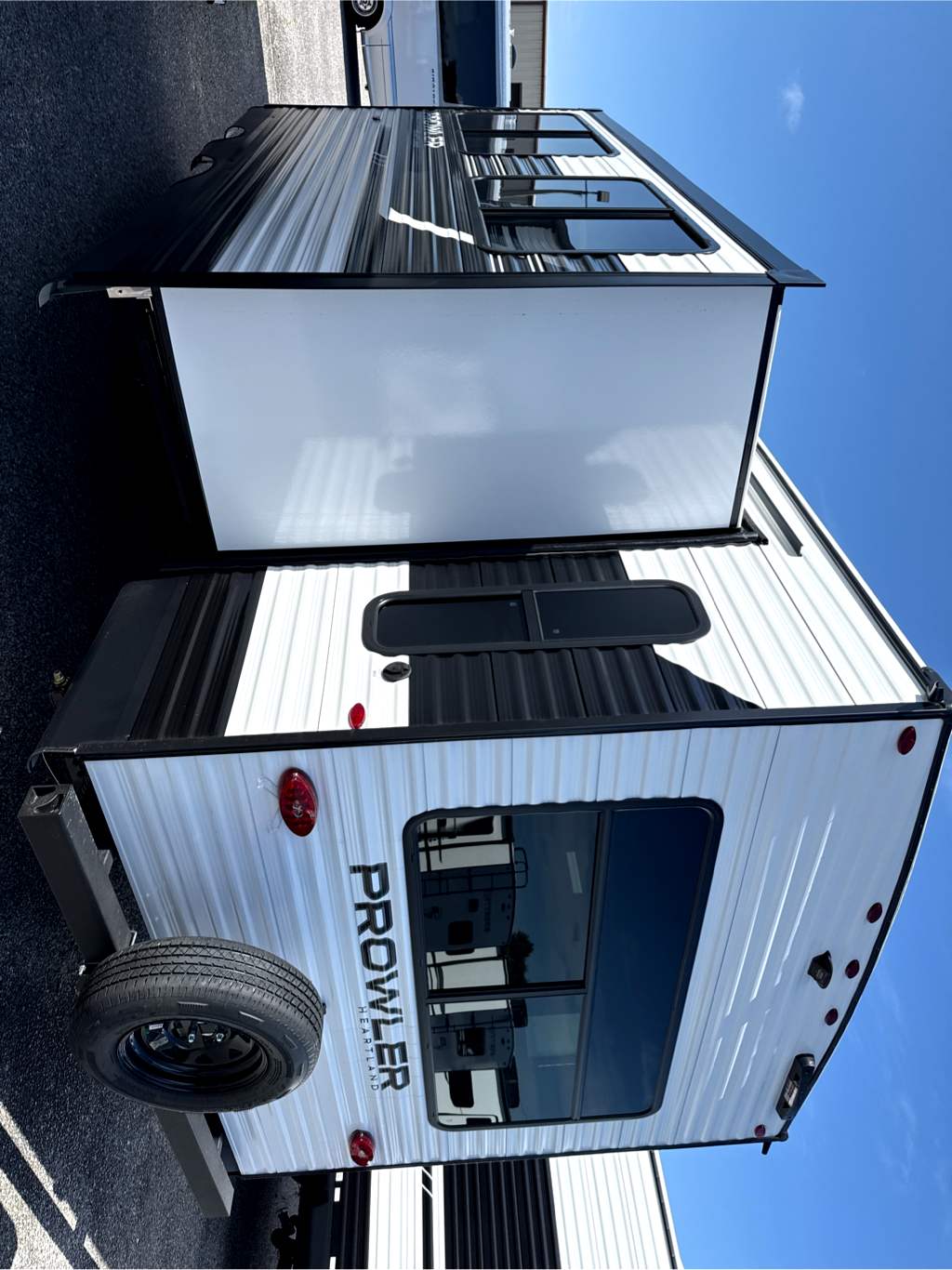 2027 HEARTLAND PROWLER 2601RLS - Image 3