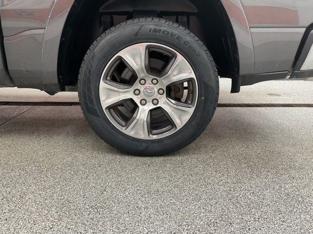 2022 Ram Ram 1500 Pickup Crew Cab Laramie 4WD - Image 10