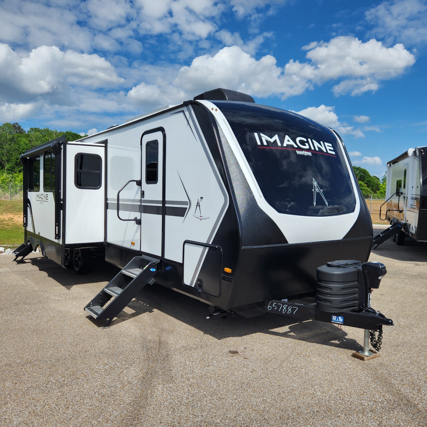 2026 GRAND DESIGN IMAGINE 3210BH - Image 1