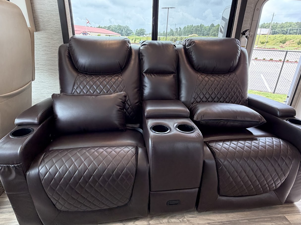 2023 THOR MOTOR COACH ACE 32B - Image 12