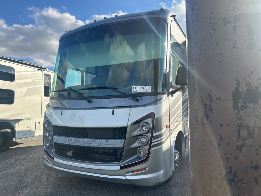 2026 ENTEGRA COACH VISION XL 31UL - Image 2