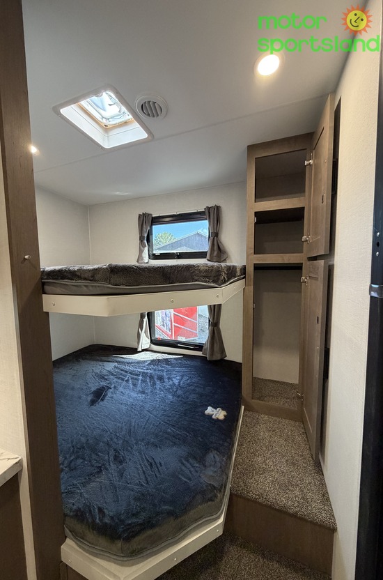 2026 KZ RV Durango Half-Ton D286BHD - Image 46