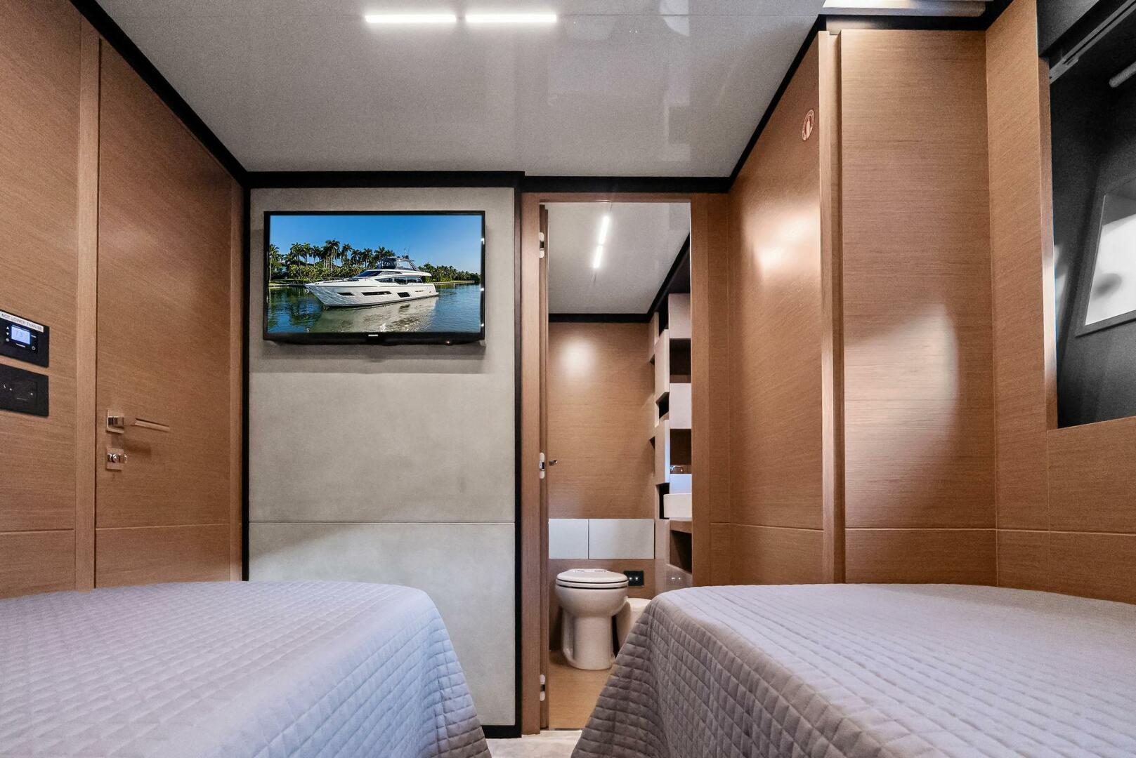 2019 Ferretti Yachts Ferretti Yachts Ferretti 780 Base - Image 48