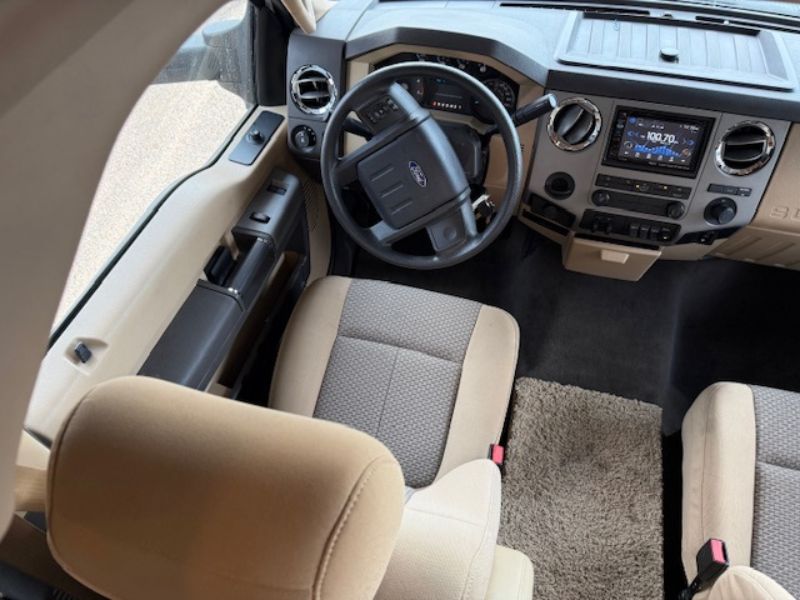 2017 Thor Motor Coach Four Winds Super C 35SB - Image 6