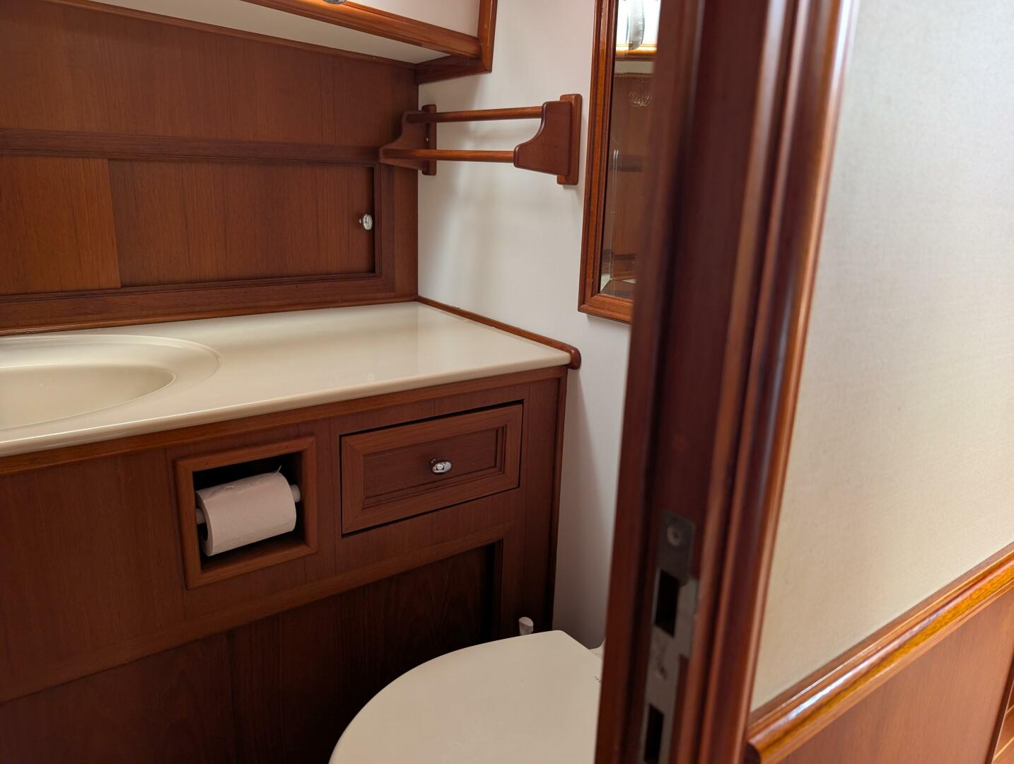 2006 Grand Banks - Image 47