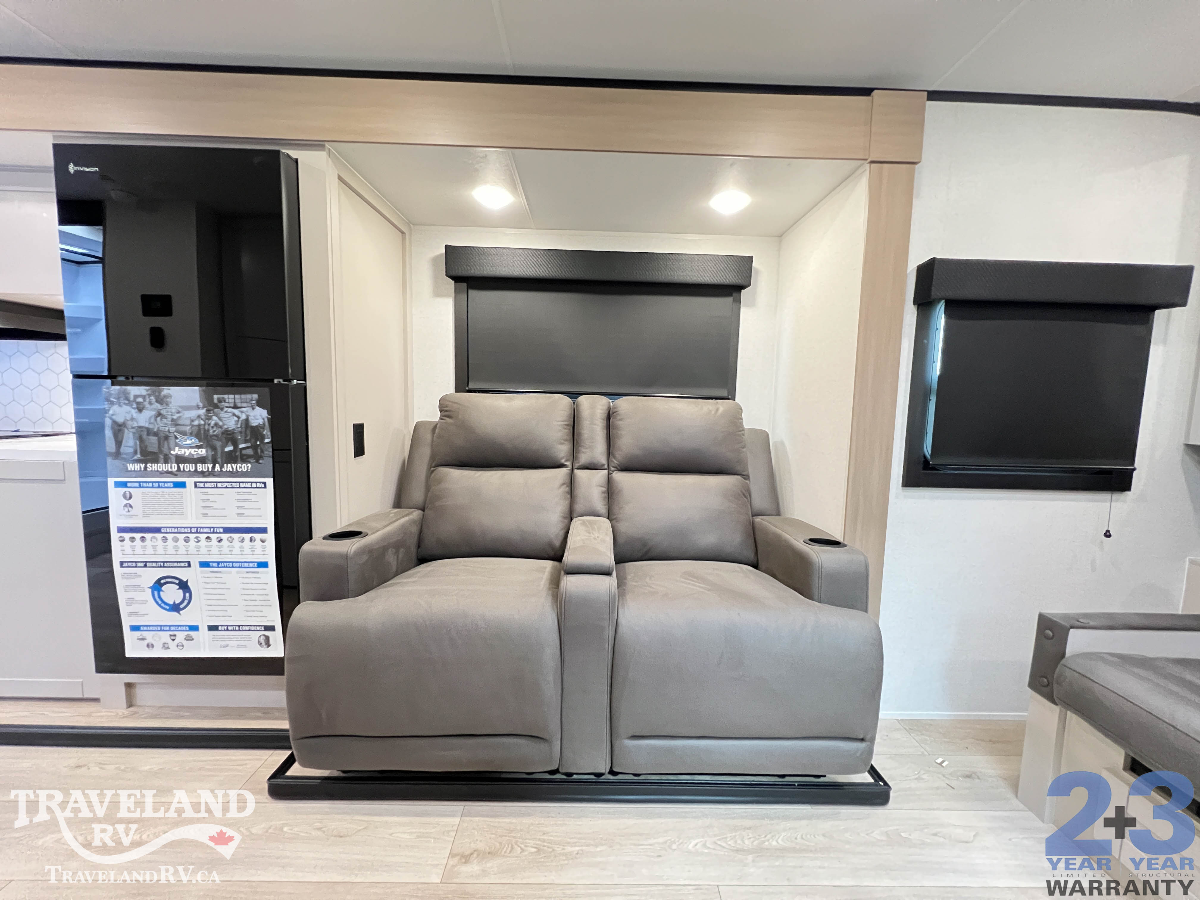 2027 Jayco Jay Feather 21MML - Image 16