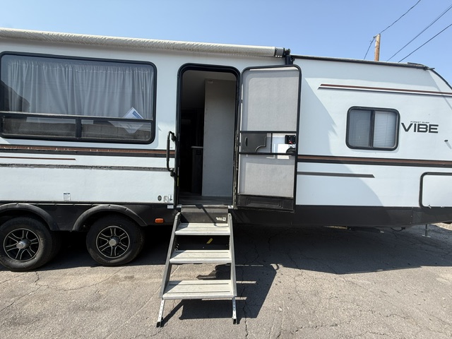 2019 Forest River Vibe 26RK - Image 5